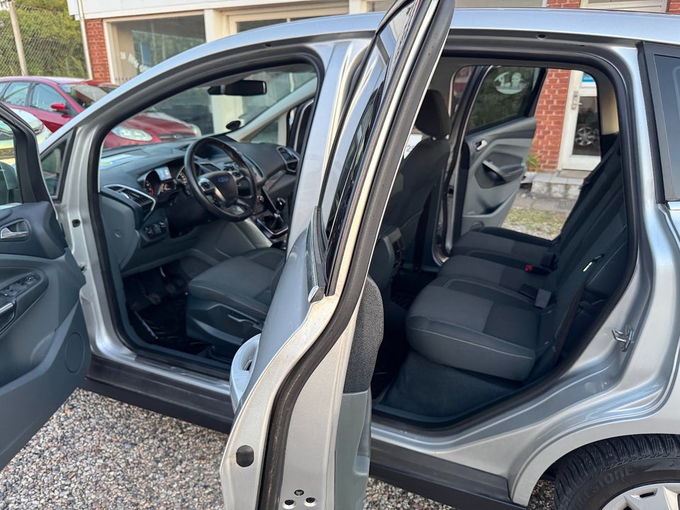 Ford C-MAX 1,0 SCTi 125 Titanium 5d