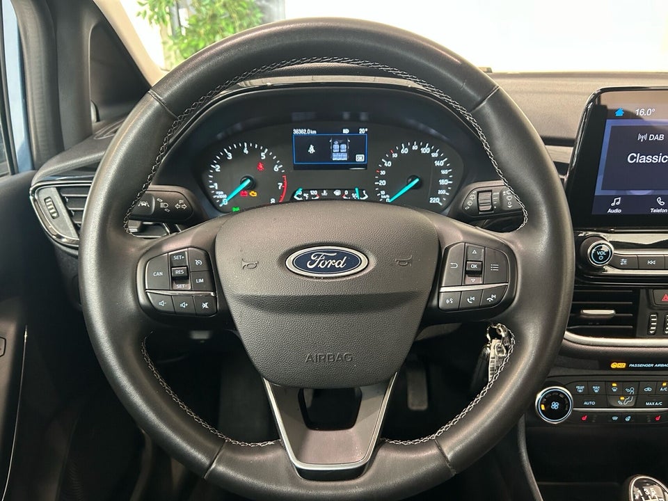 Ford Fiesta 1,0 EcoBoost mHEV Titanium 5d