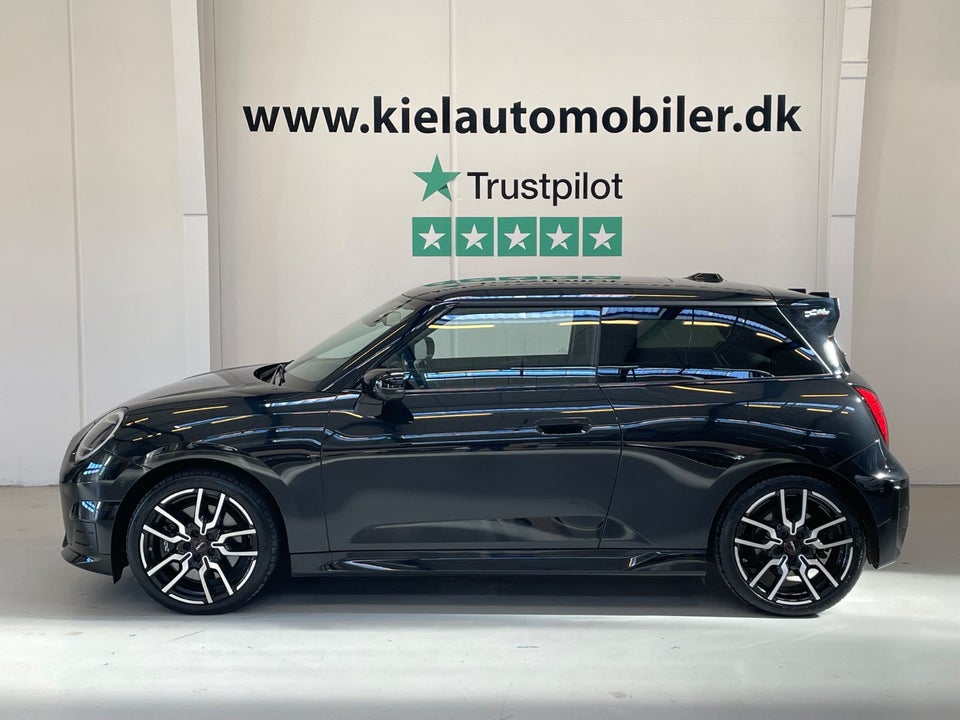 MINI Cooper SE JCW Trim XL 3d