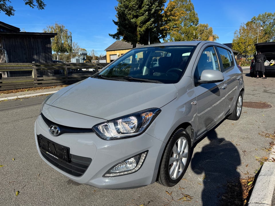 Hyundai i20 1,25 Comfort 5d