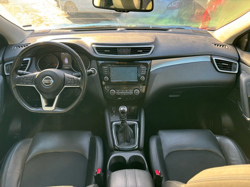 Nissan Qashqai 1,3 Dig-T 160 Tekna 5d