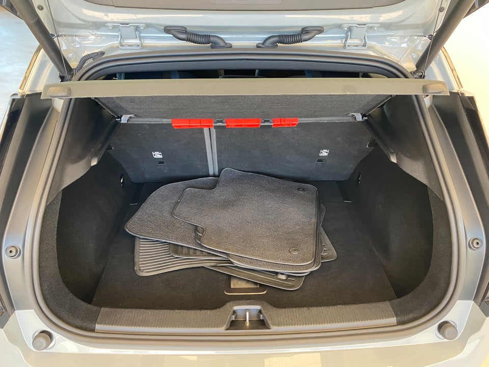 Volvo EX30 Extended Range Plus 5d