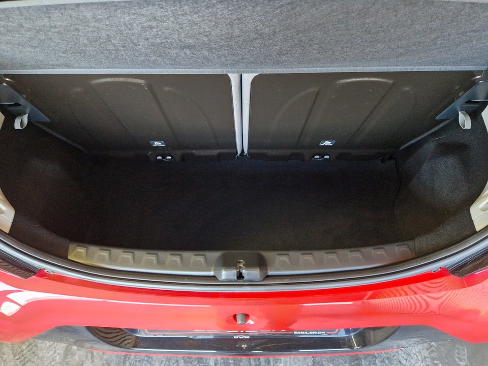 Toyota Aygo 1,0 VVT-i x-press 5d