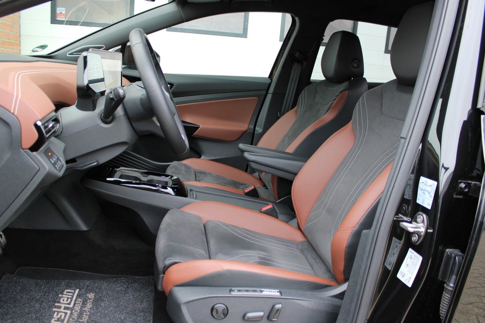 VW ID.4 77 Style 4Motion 5d