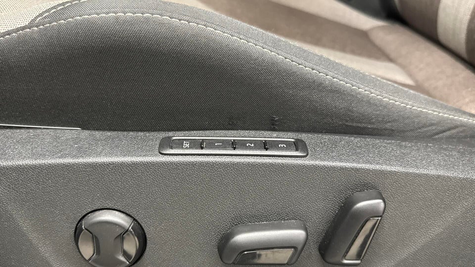 Skoda Enyaq 60 iV Selection Lodge 5d