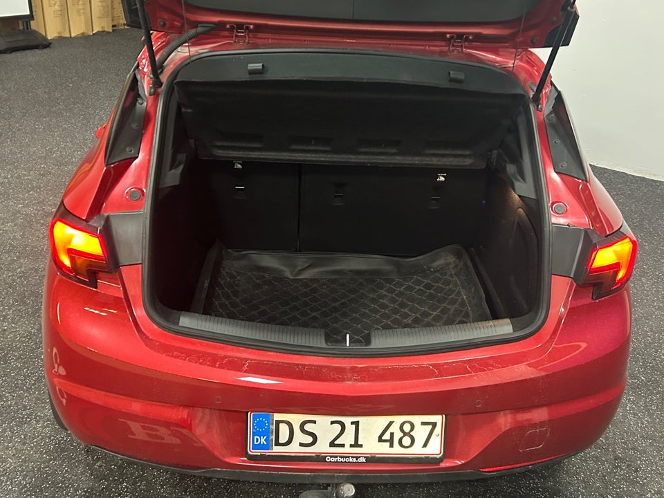 Opel Astra 1,5 D 105 Elegance 5d