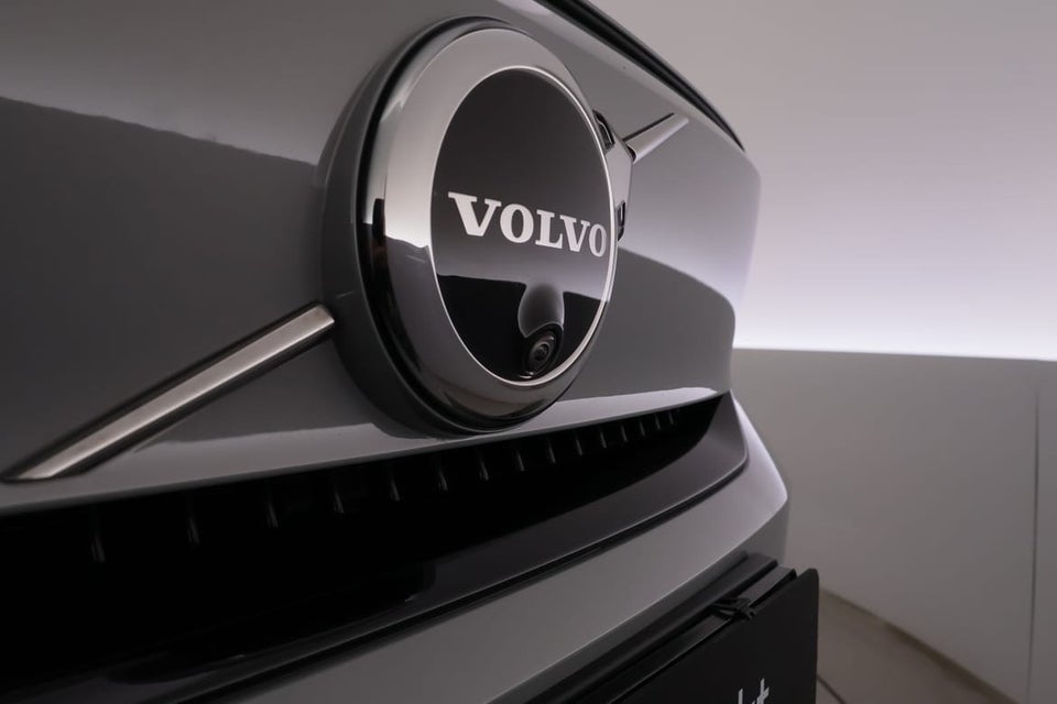 Volvo EX40 Extended Range Core 5d