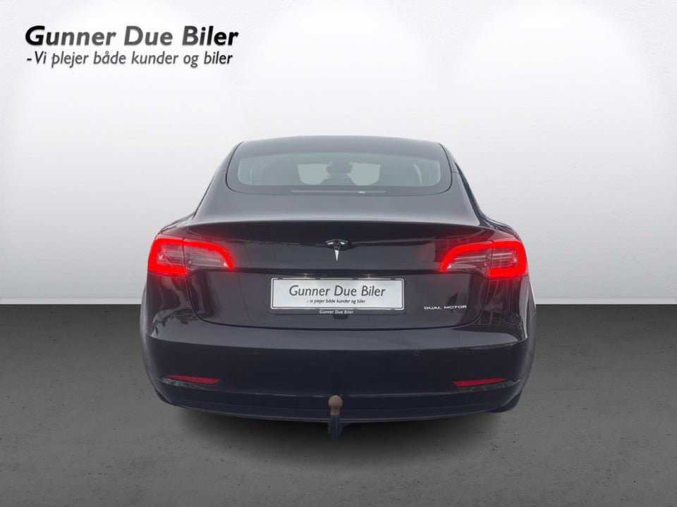 Tesla Model 3 Long Range AWD 4d