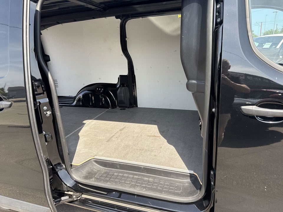 Toyota ProAce 2,0 D 144 Long Comfort Master 5d