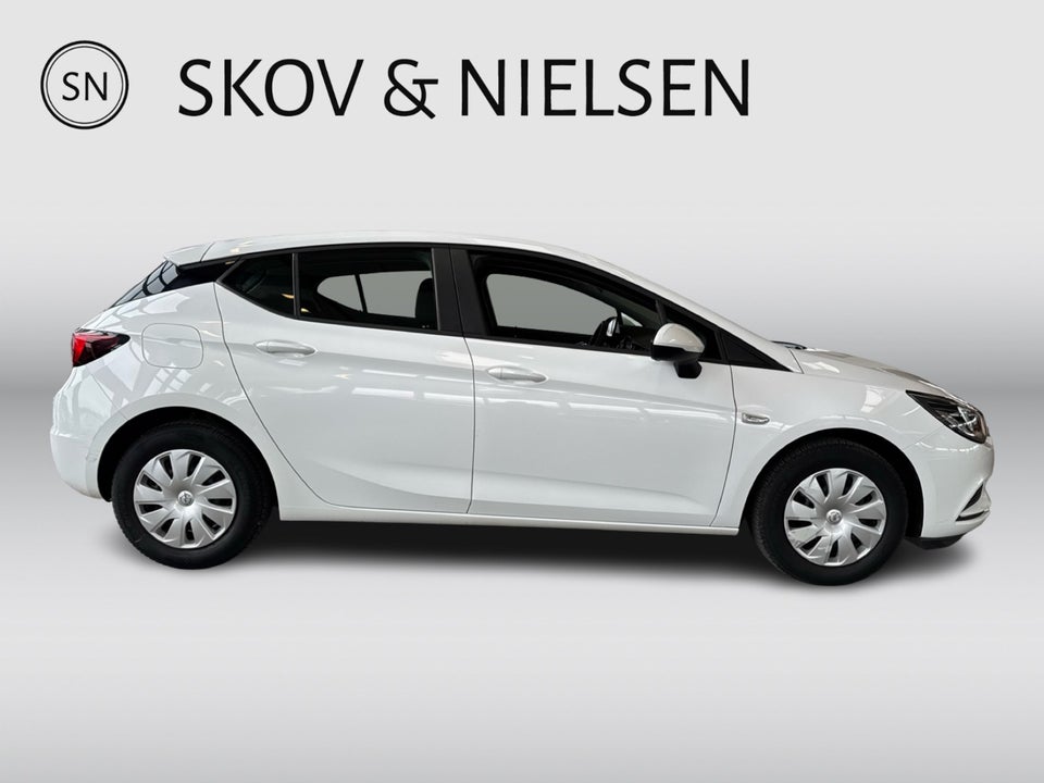 Opel Astra 1,0 T 105 Essentia 5d