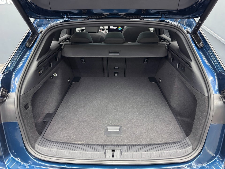 VW ID.7 77 Pro Tourer 5d