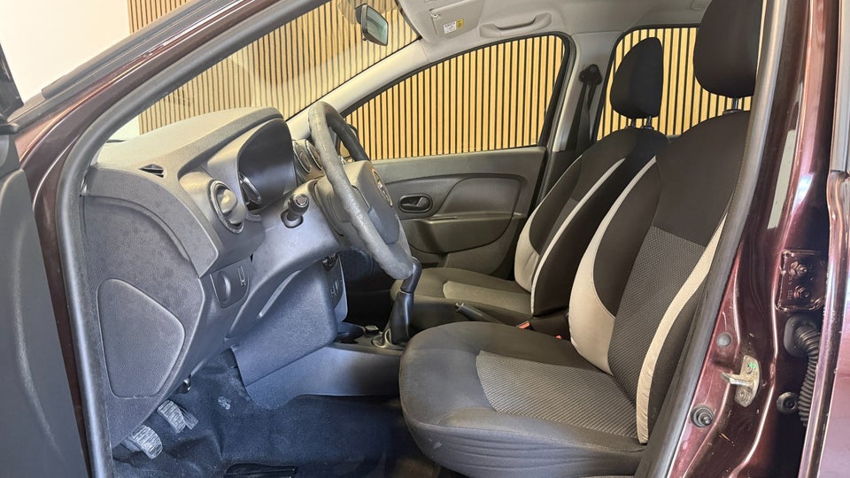 Dacia Logan 0,9 TCe 90 Ambiance MCV 5d