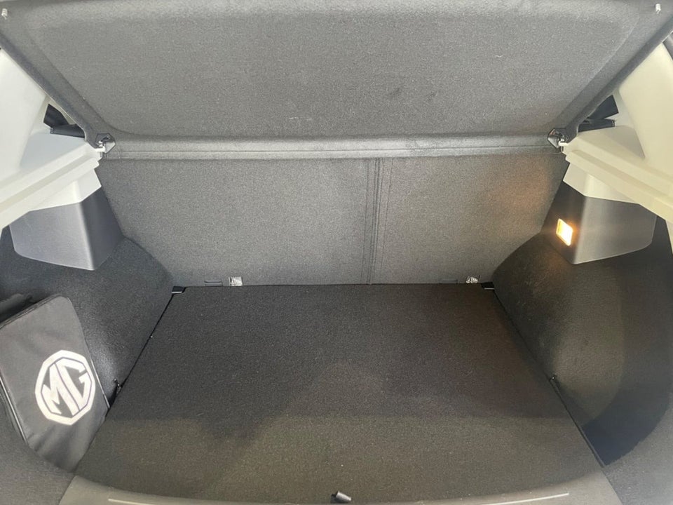 MG ZS EV Luxury 5d