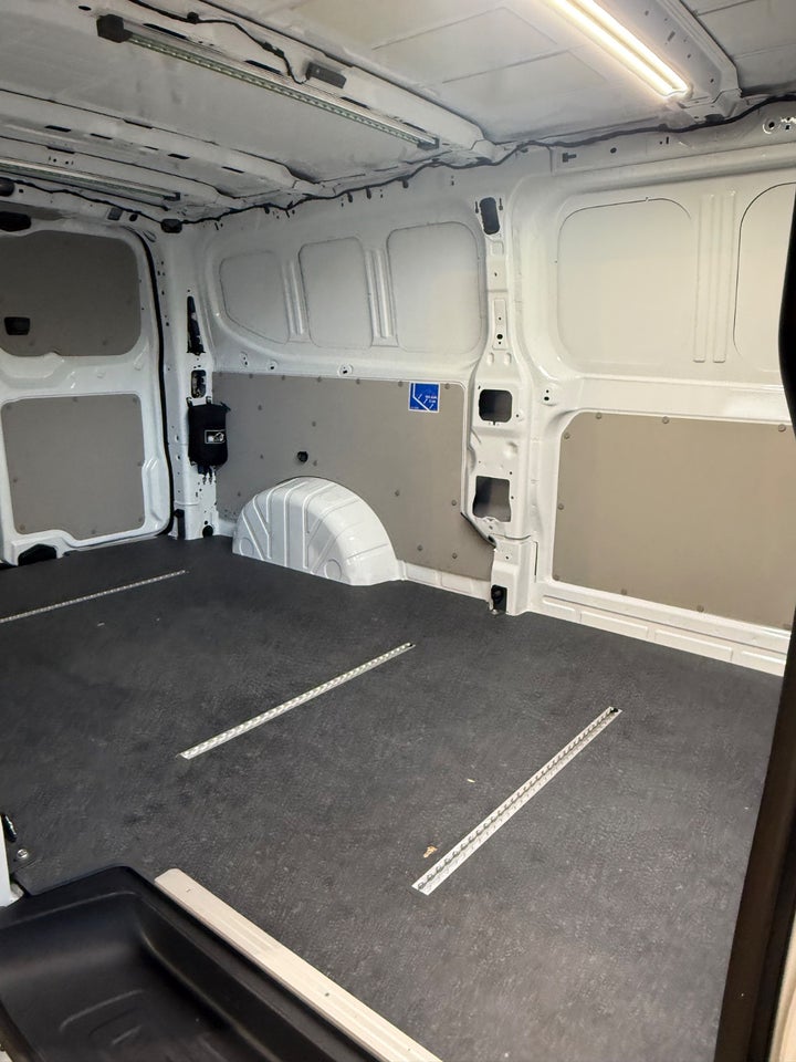 Ford E-Transit Custom 340 L2 64 Trend