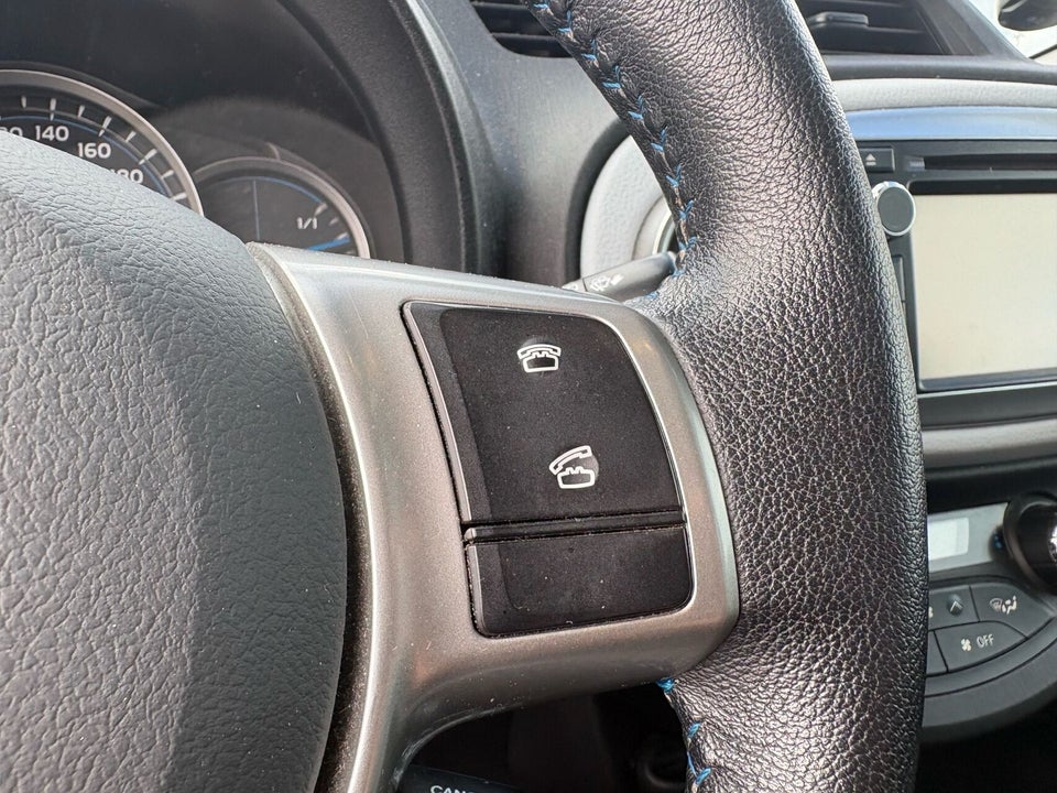 Toyota Yaris 1,5 Hybrid H3 Touch CVT 5d