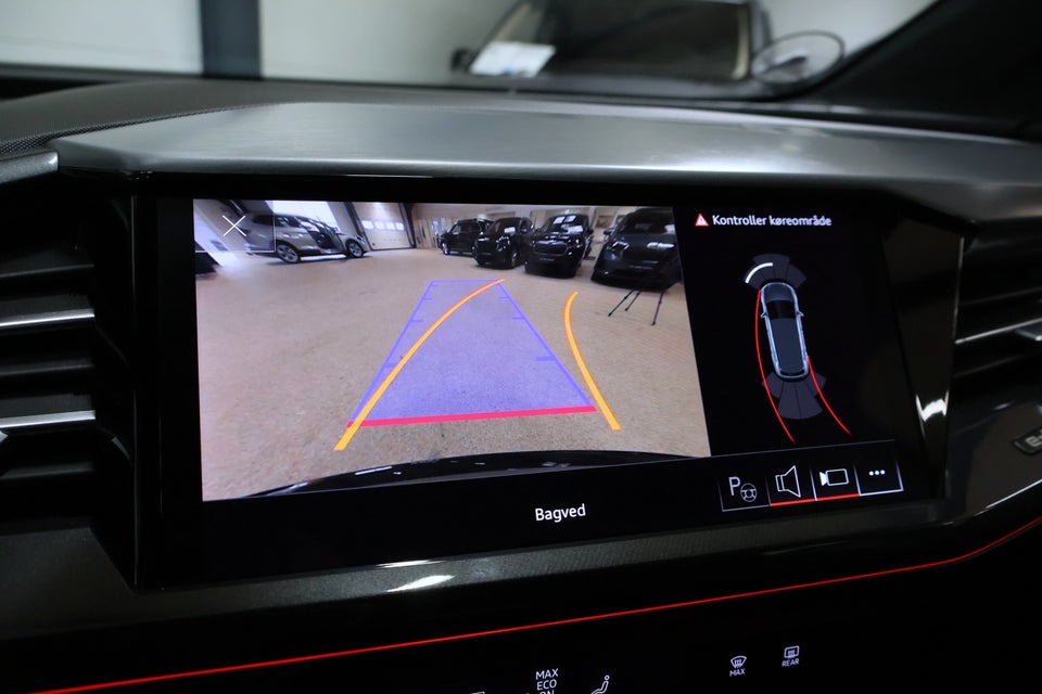 Audi Q4 e-tron 40 S-line 5d