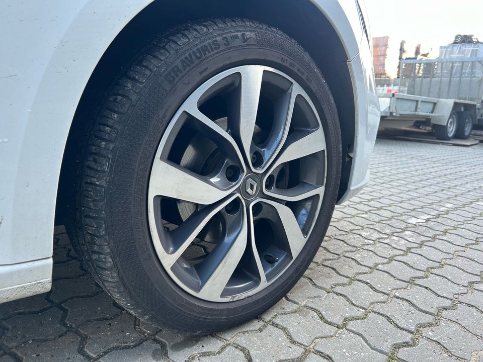 Renault Megane IV 1,2 TCe 130 Bose Edition Sport Tourer 5d