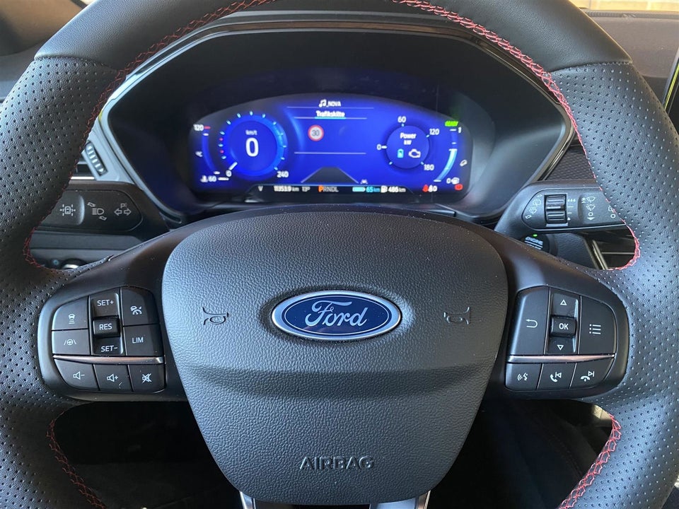 Ford Kuga 2,5 PHEV Graphite Tech CVT 5d