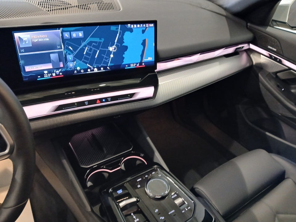 BMW i5 eDrive40 M-Sport 4d