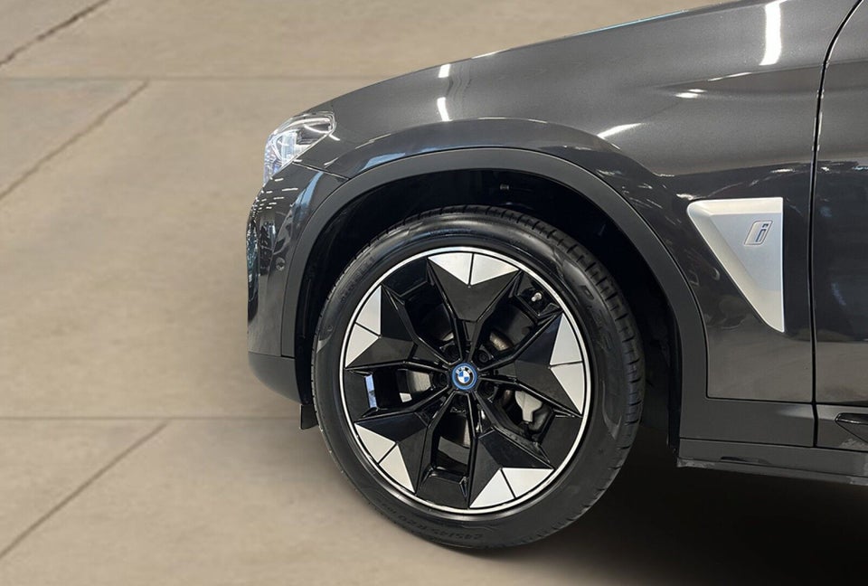 BMW iX3 Charged Plus 5d