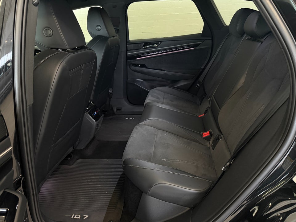 VW ID.7 77 Pro Tourer 5d