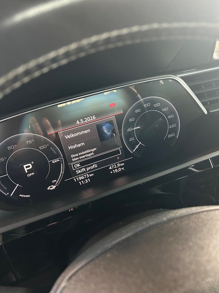 Audi e-tron 55 S-line quattro 5d