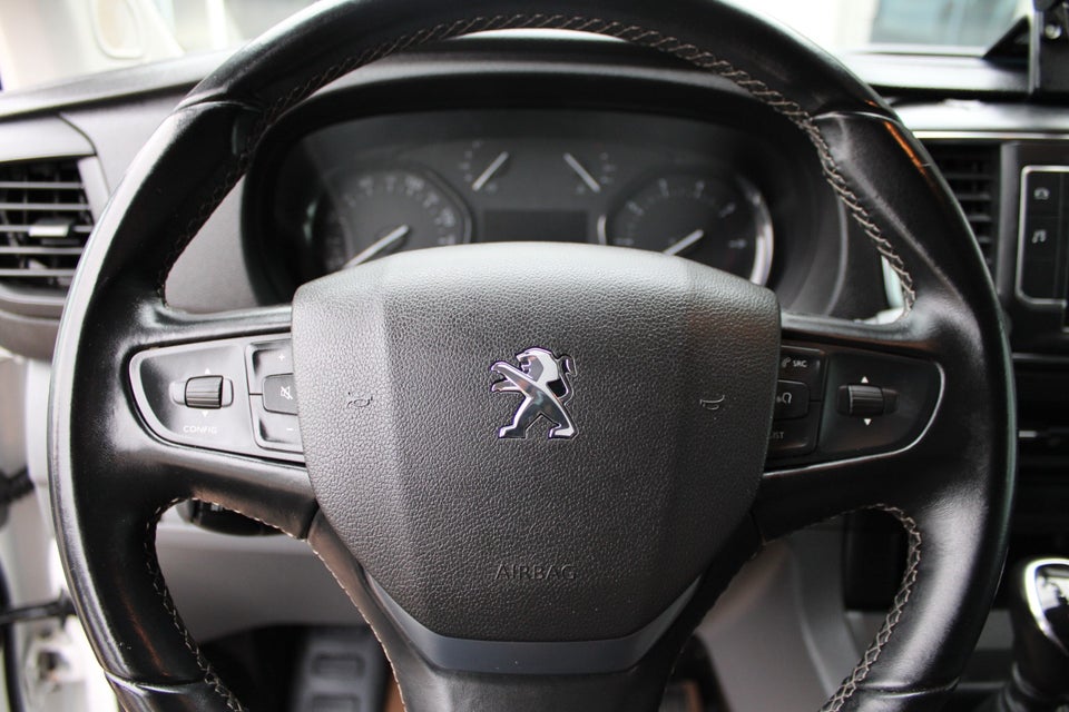 Peugeot Expert 2,0 BlueHDi 144 L3 Premium Van