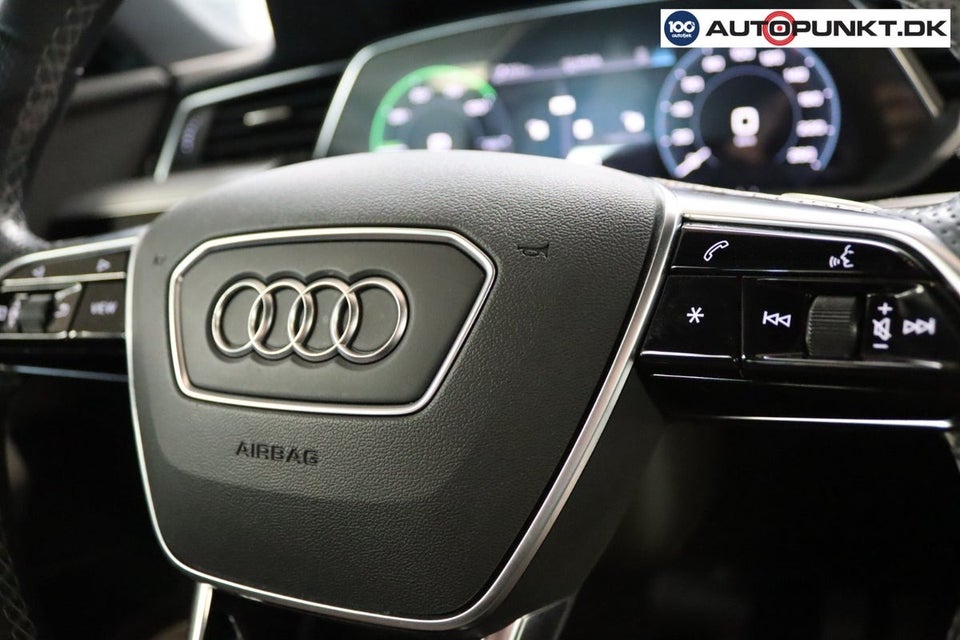 Audi e-tron 55 S-line Sportback quattro 5d