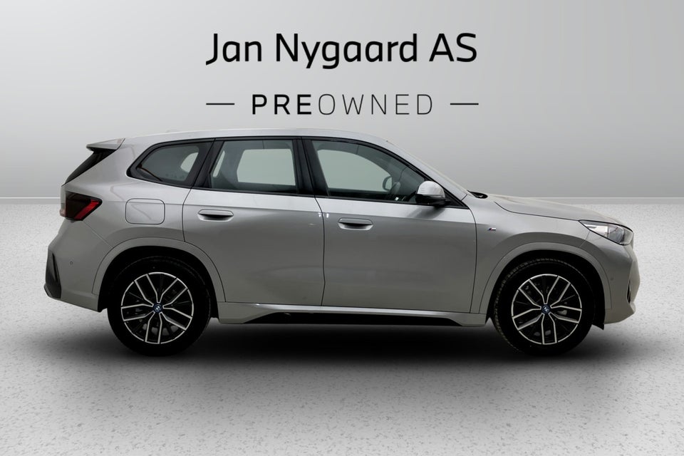 BMW iX1 eDrive20 M-Sport 5d