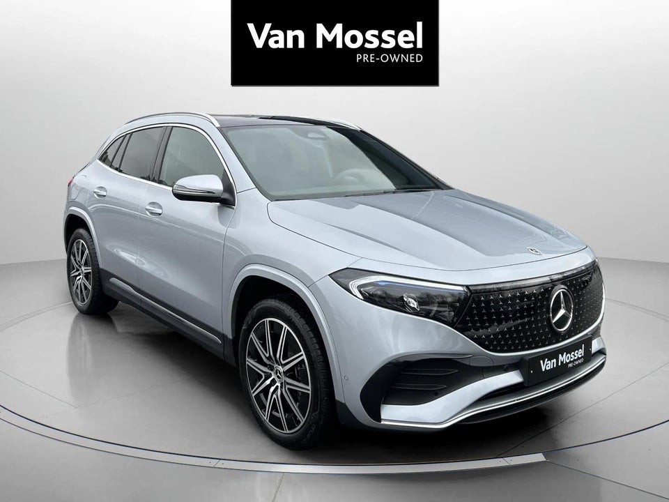 Mercedes EQA300 AMG Line 4Matic 5d