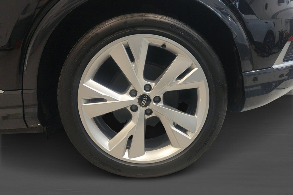 Audi Q4 e-tron 45 S-line Edition 5d