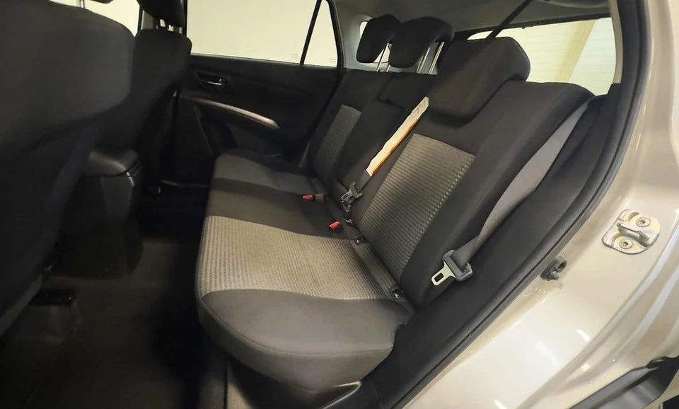 Suzuki S-Cross 1,4 mHybrid Active 5d