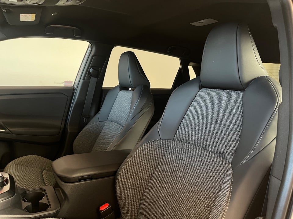 Toyota bZ4X 73 Active Tech 5d