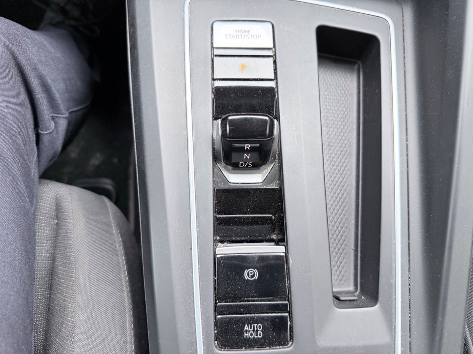 VW Golf VIII 2,0 TDi 115 Life DSG 5d