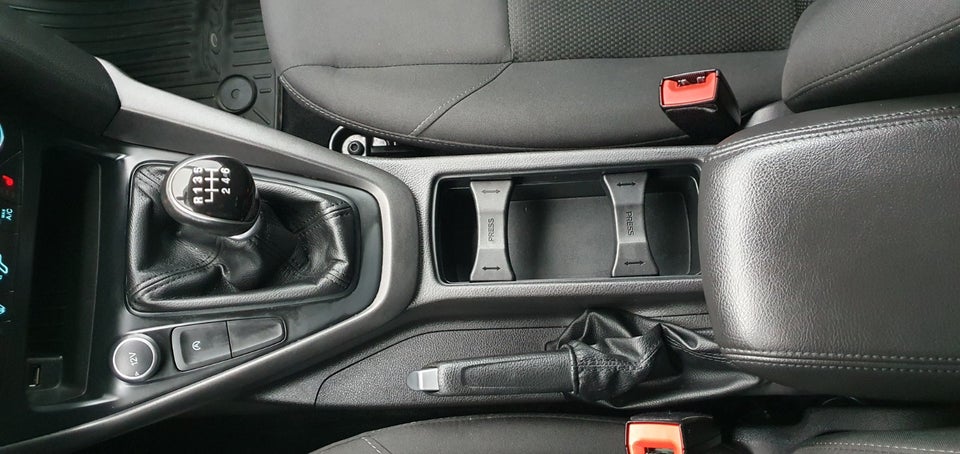 Ford Focus 1,0 SCTi 125 Business stc. 5d