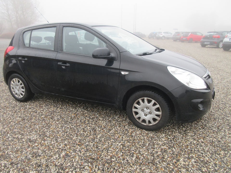 Hyundai i20 1,4 Comfort 5d