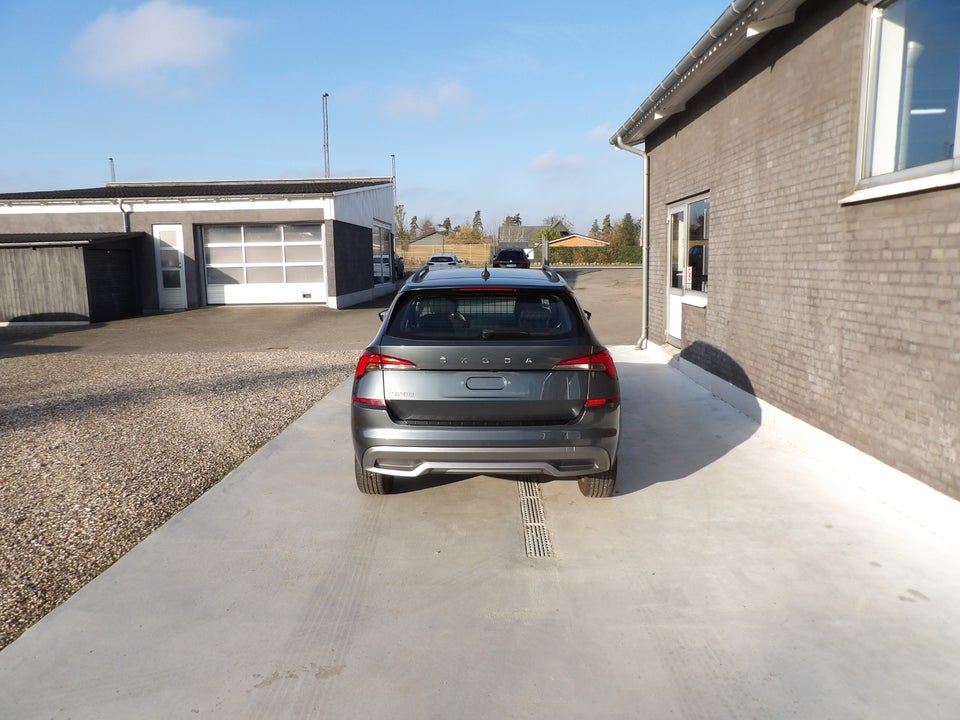 Skoda Kamiq 1,0 TSi 110 Dynamic 5d