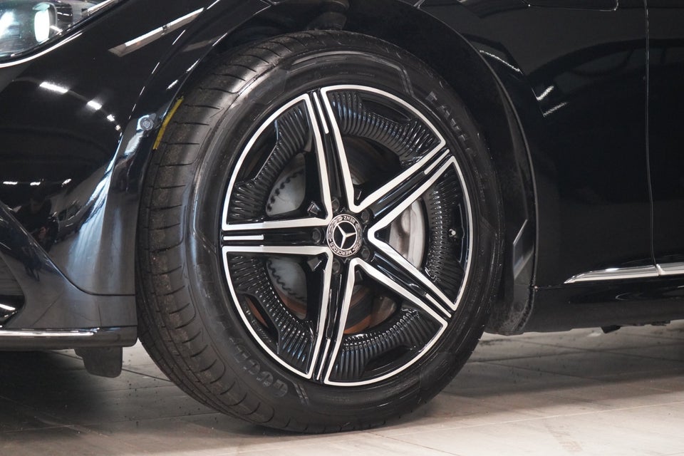 Mercedes EQE350+ AMG Line 4d