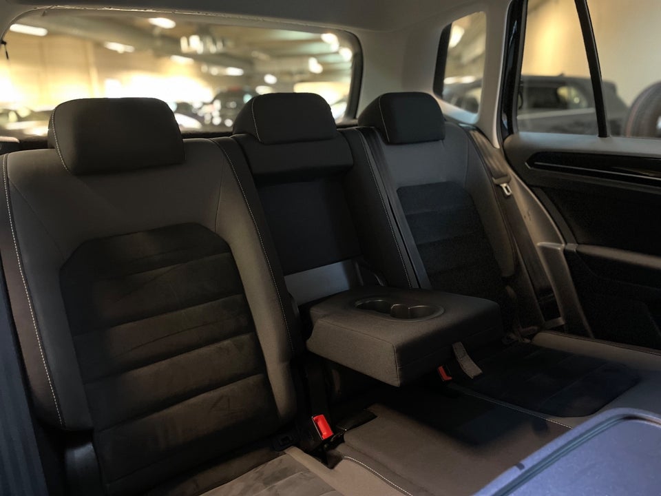 VW Golf Sportsvan 1,6 TDi 110 Highline DSG 5d