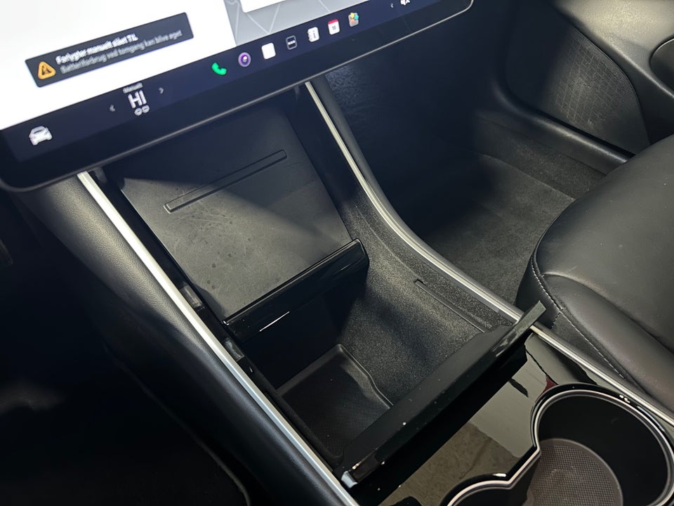 Tesla Model 3 Long Range AWD 4d