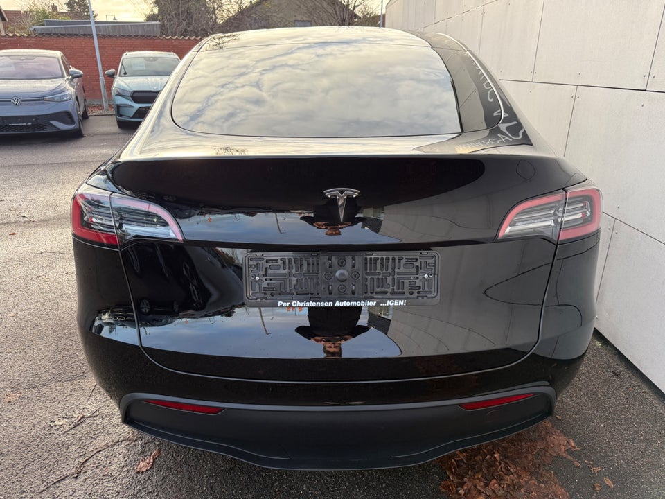 Tesla Model Y RWD 5d