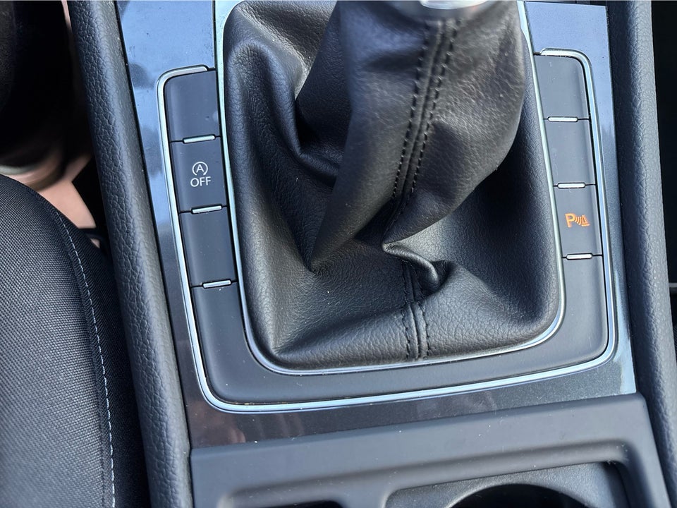 VW Golf VII 1,0 TSi 85 Trendline 5d