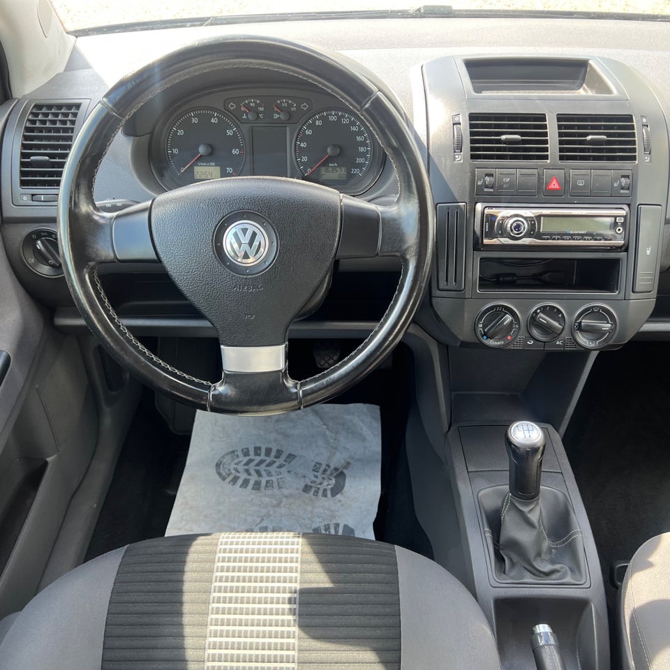 VW Polo 1,4 16V United 5d