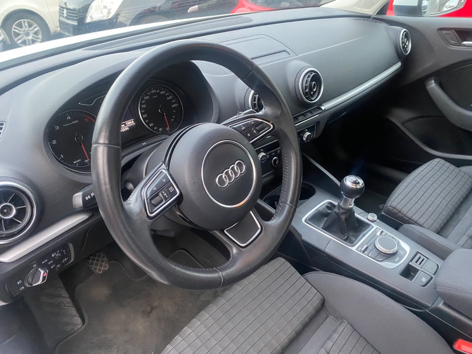 Audi A3 2,0 TDi 150 Ambition 4d