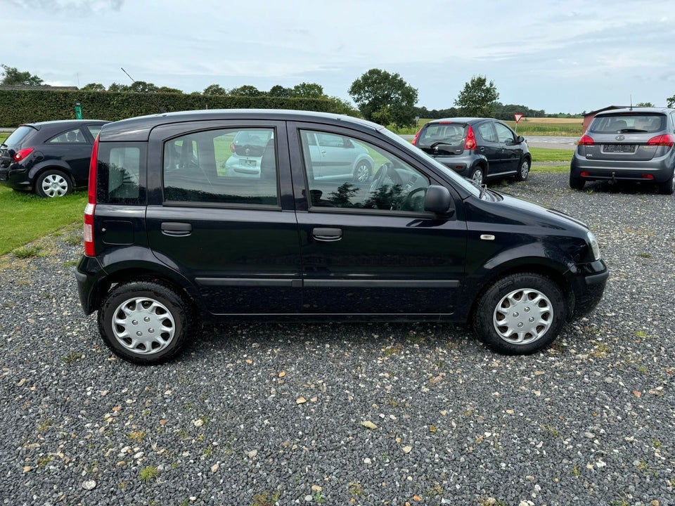 Fiat Panda 1,2 69 Dynamic 5d