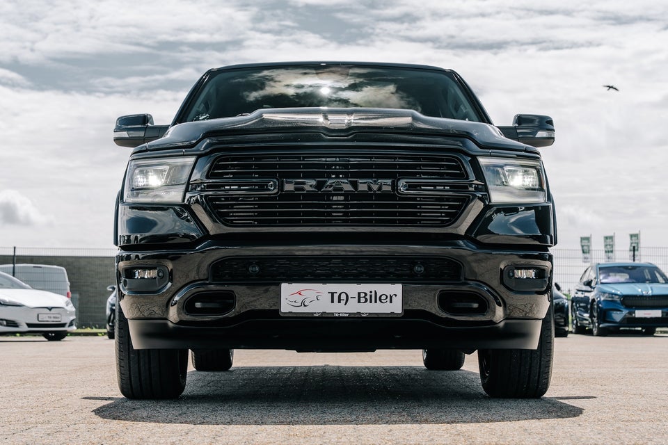 Dodge RAM 1500 5,7 V8 Laramie Crew Cab aut. 4x4 4d