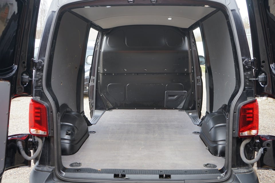 VW Transporter 2,0 TDi 150 Kassevogn DSG 4Motion lang