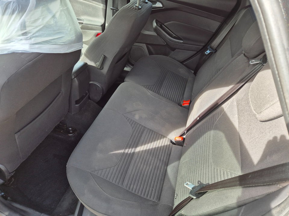 Ford Focus 1,0 SCTi 125 Business stc. 5d