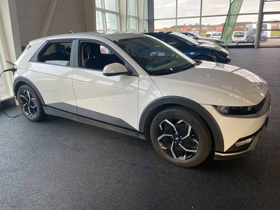 Hyundai Ioniq 5 58 Essential AWD 5d