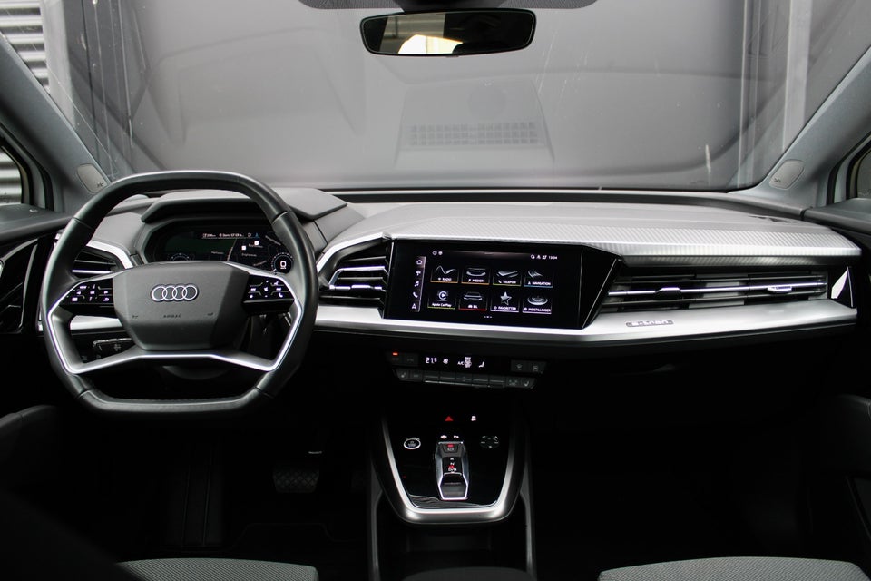 Audi Q4 e-tron 40 Advanced 5d